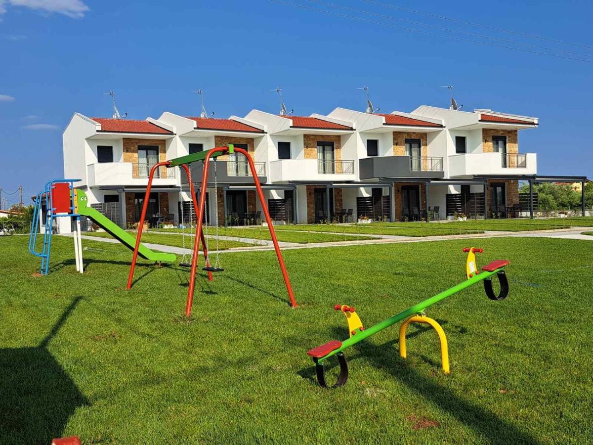 Chryssis Village By Travel Pro Services - Nea Potidaia Halkidiki نيا بوتيدايا المظهر الخارجي الصورة